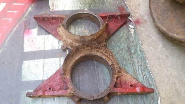 ขายชิ้นส่วนอะไหล่รถแทรกเตอร์D4-D5 ของถอดจากตัวรถสภาพสวย