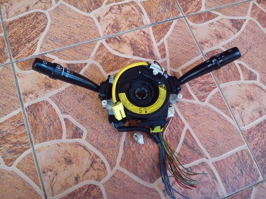 ยกเลี้ยว TOYOTA COROLLA AE111