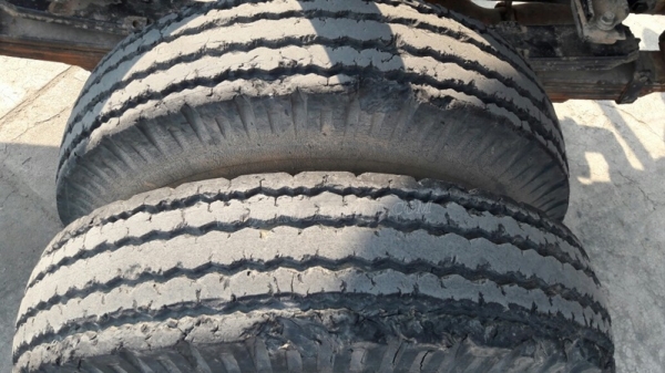 รถบรรทุก 6 ล้อดัมพ์ ยี่ห้อ MAZDA  รุ่น EX43   100 แรงม้า กระบะยาว 3.90 เมตร