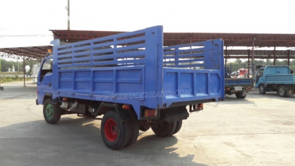 รถบรรทุก 6 ล้อดัมพ์ ยี่ห้อ MAZDA  รุ่น EX43   100 แรงม้า กระบะยาว 3.90 เมตร