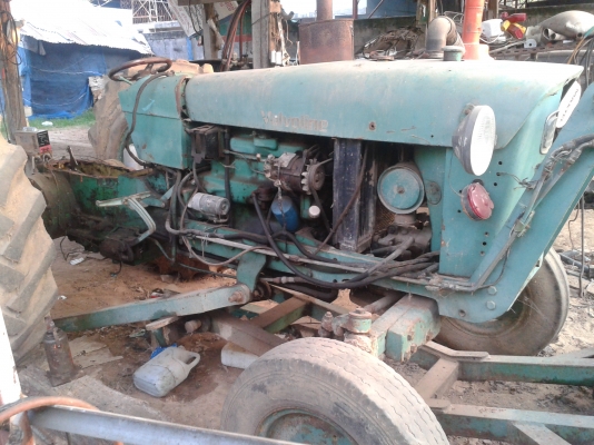 ขายรถไถจอร์นเดรีย 40S พร้อมผาน 7 ใบมีดดันหน้า เครื่องดี ยางดีทั้งหน้าและหลัง