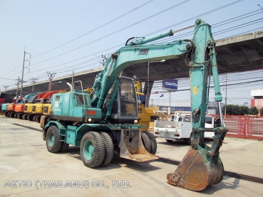 ขายรถขุดล้อยาง KOBELCO SK100W YE02