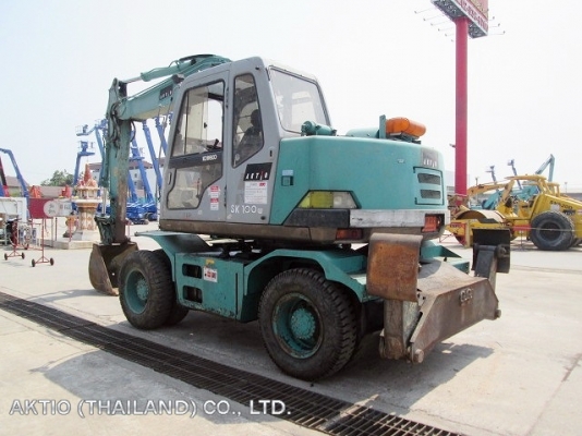 ขายรถขุดล้อยาง KOBELCO SK100W YE02