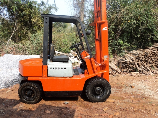 ขายรวมรถฟอร์คลิฟต์และรถดั้มเล็ก