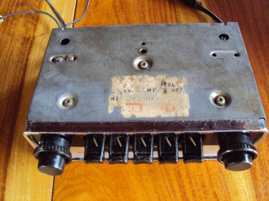 วิทยุแนวเรโทรสวยกริ๊บ