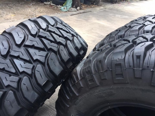 ยางMickeythompson BAJA MTZ 265/75/16 ปี14ลงพื้นปี15 ดอกเต็ม