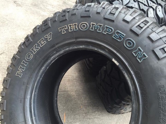 ยางMickeythompson BAJA MTZ 265/75/16 ปี14ลงพื้นปี15 ดอกเต็ม