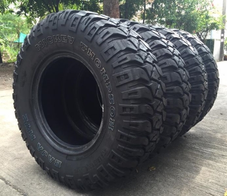 ยางMickeythompson BAJA MTZ 265/75/16 ปี14ลงพื้นปี15 ดอกเต็ม