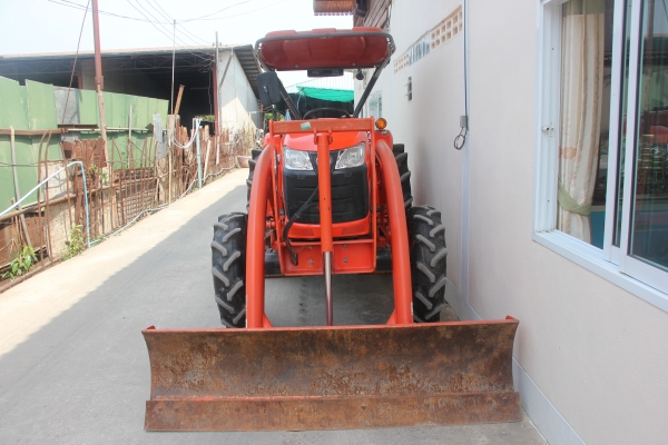 คูโบต้า L4708 4 WD เกรด A พร้อมใบมีดตราช้าง  แน่นๆสีเดิมๆจากโรงงาน ..เอกสารเล่มทะเบียนครบ