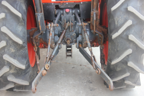 คูโบต้า L4708 4 WD เกรด A พร้อมใบมีดตราช้าง  แน่นๆสีเดิมๆจากโรงงาน ..เอกสารเล่มทะเบียนครบ