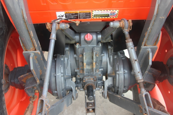 คูโบต้า L4708 4 WD เกรด AAA ตัวเปล่าสภาพดีมากสวยจัด แน่นๆสีเดิมๆจากโรงงาน ..เอกสารเล่มทะเบียนครบ