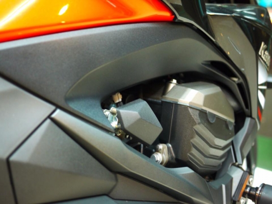 ขาย Kawazaki Z800 ปี 2013 พร้อมทะเบียนแท้ สภาพนางฟ้า ไม่ล้ม ไม่ชน ไม่แปะ