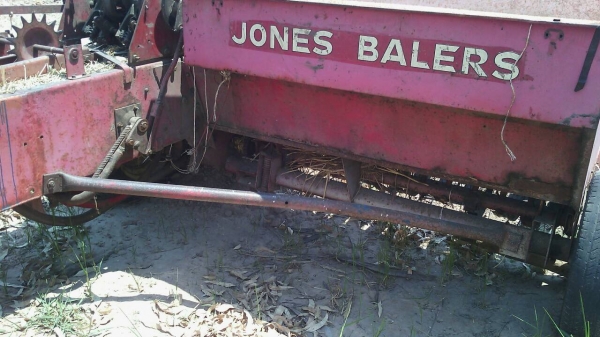 ขายเครื่องอัดฟาง jones beler