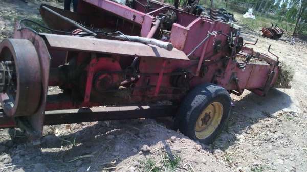 ขายเครื่องอัดฟาง jones beler