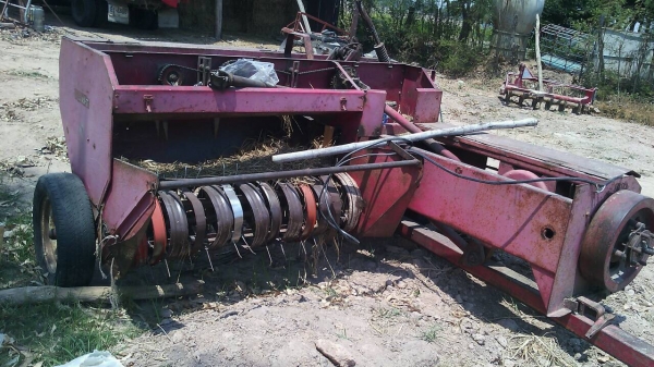 ขายเครื่องอัดฟาง jones beler