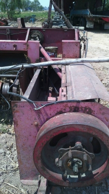 ขายเครื่องอัดฟาง jones beler