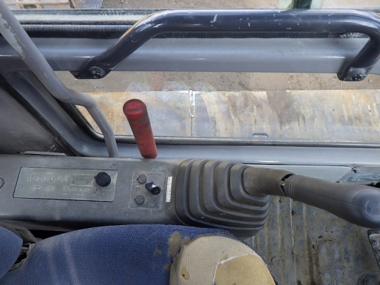 Hitachi ZX120 พร้อมหัวกระแทกNPK