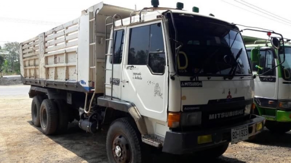 ขายรถบรรทุกสิบล้อดัมพ์ Mitsubishi TD เครื่อง 195 แรง ซีเรียล 5130 กระบะ KAC