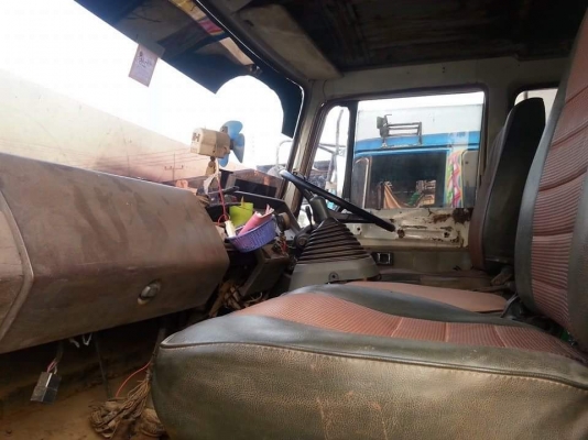 ขายรถ10ล้อ ดั้ม2เพลา เครื่อง185แรง รถสวยสภาพดี เอกสารพร้อมโอน สนใจโทร 090-8588220คุณนะ 093-3258446คุณบิว หรือเข้าดูสินค้าอื่นๆได้ที่ www.truck.in.th/498 หรือเพจFacebook ณรงค์ ซื้อขายรถมือสอง (เว็บไซต์ส่วนตัว) หรือFacebook คุณนะ รถบรรทุก