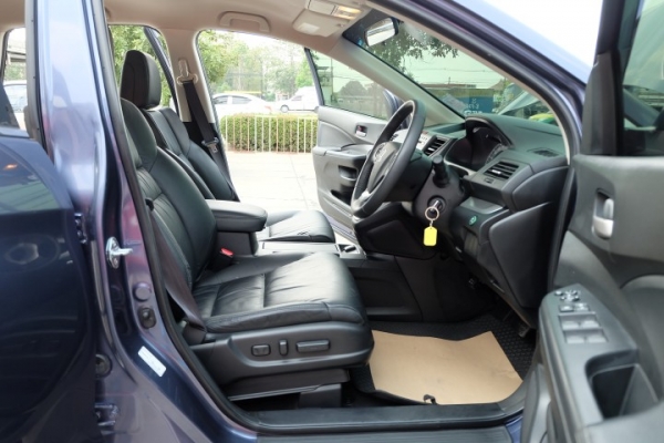 CRV TOP 4WD มือเดียว ใช้น้อยวิ่งหลักหมื่น