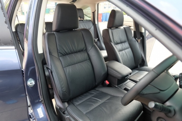 CRV TOP 4WD มือเดียว ใช้น้อยวิ่งหลักหมื่น