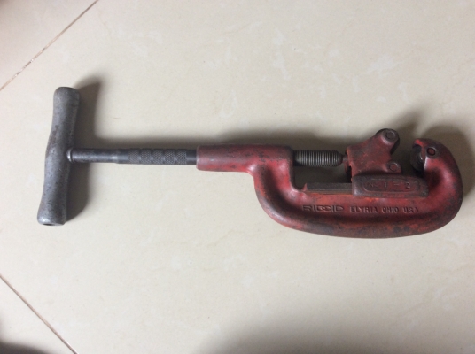 คัตเตอร์คัดเหล็ก RID GID 1/8-2"