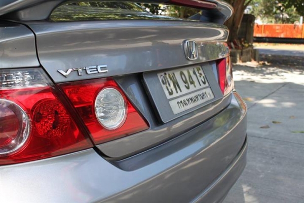 HONDA CITY 1.5 ZX VTT สีบอร์นเงิน ปี2007 HONDA CITY 1.5 ZX VTT สีบอร์นเงิน ปี2007