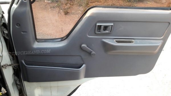 รถบรรทุกน้ำมัน ยี่ห้อ TOYOTA BU141R   115 แรงม้า ปีจดทะเบียน 2539