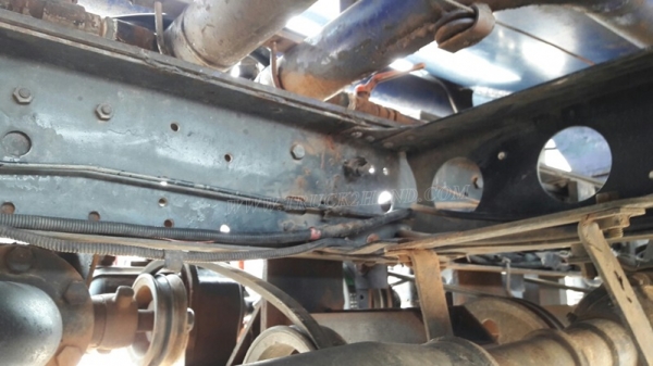 รถบรรทุกน้ำมัน ยี่ห้อ TOYOTA BU141R   115 แรงม้า ปีจดทะเบียน 2539