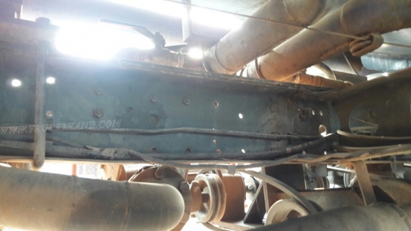 รถบรรทุกน้ำมัน ยี่ห้อ TOYOTA BU141R   115 แรงม้า ปีจดทะเบียน 2539