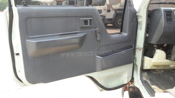 รถบรรทุกน้ำมัน ยี่ห้อ TOYOTA BU141R   115 แรงม้า ปีจดทะเบียน 2539