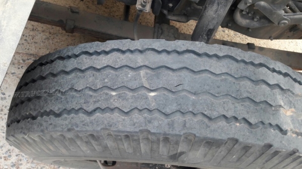 รถบรรทุกน้ำมัน ยี่ห้อ TOYOTA BU141R   115 แรงม้า ปีจดทะเบียน 2539