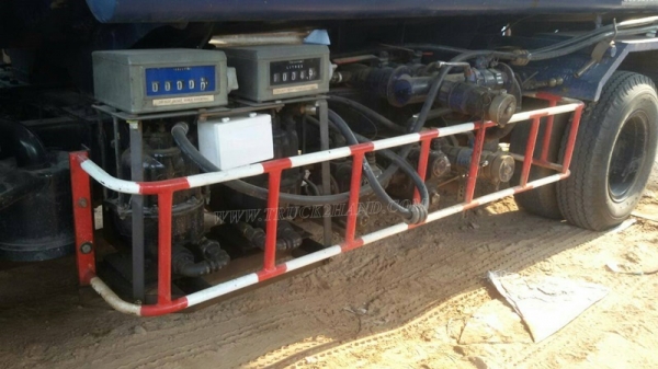 รถบรรทุกน้ำมัน ยี่ห้อ TOYOTA BU141R   115 แรงม้า ปีจดทะเบียน 2539