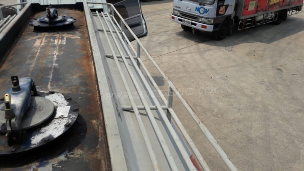 รถบรรทุกน้ำมัน ยี่ห้อ TOYOTA BU141R   115 แรงม้า ปีจดทะเบียน 2539