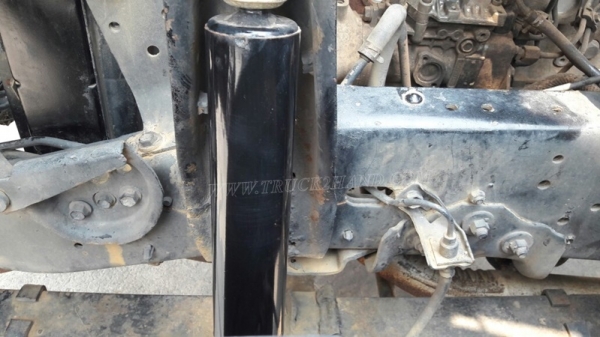 รถบรรทุกน้ำมัน ยี่ห้อ TOYOTA BU141R   115 แรงม้า ปีจดทะเบียน 2539