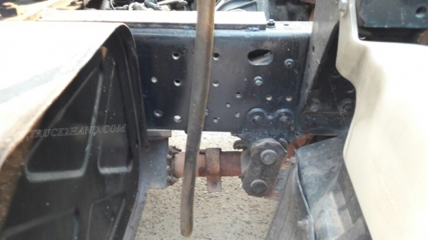 รถบรรทุกน้ำมัน ยี่ห้อ TOYOTA BU141R   115 แรงม้า ปีจดทะเบียน 2539