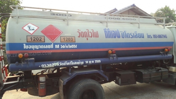 รถบรรทุกน้ำมัน ยี่ห้อ TOYOTA BU141R   115 แรงม้า ปีจดทะเบียน 2539