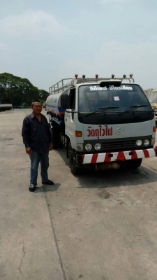 รถบรรทุกน้ำมัน ยี่ห้อ TOYOTA BU141R   115 แรงม้า ปีจดทะเบียน 2539