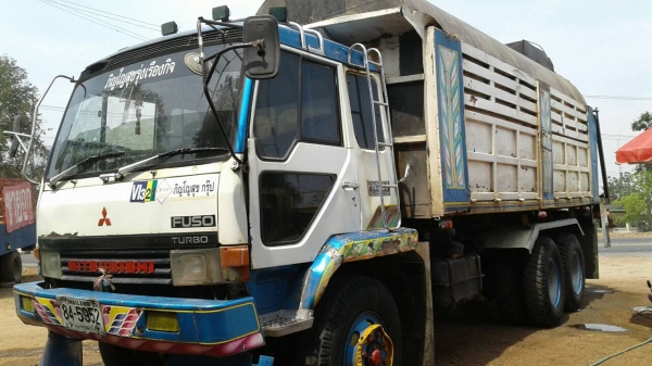 สิบล้อ มิตซู ไอ้หลง FN527 TF-73&times;&times; 220โบว์ 2เพา เบรคเกียร์ใหญ่10สปีส สภาพดีสวยบางเดิมพร้อมใช้ ทะเบียนพร้อมโอน