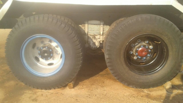 สิบล้อ มิตซู ไอ้หลง FN527 TF-73&times;&times; 220โบว์ 2เพา เบรคเกียร์ใหญ่10สปีส สภาพดีสวยบางเดิมพร้อมใช้ ทะเบียนพร้อมโอน