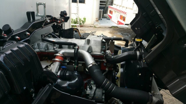 ขายรถ6ล้อตู้แห้ง10บาน HINO FC9JLLA ปี2014 เครื่อง175แรงม้า ตู้ยาว6.50เมตร
