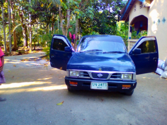 ขายรถยนต์นิสัน บิ๊กเอ็ม เครื่องแดง 2500