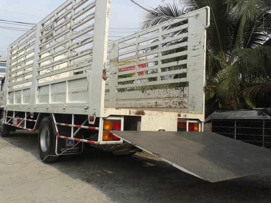 ขายรถ6ล้อคอก มีลิฟท์ท้าย HINO FG8JPLA ปี2014 เครื่อง212แรงม้า คอกยาว7.30เมตร รถสวยเจ้าเดียว