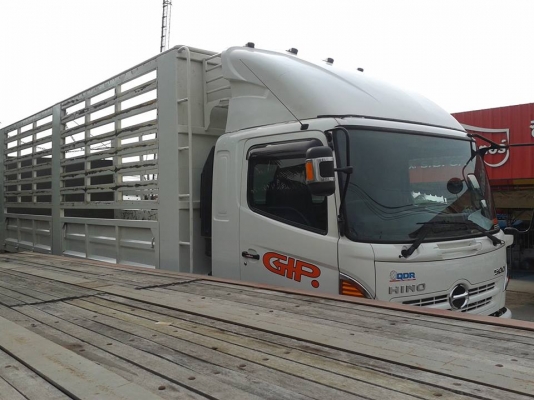 ขายรถ6ล้อคอก มีลิฟท์ท้าย HINO FG8JPLA ปี2014 เครื่อง212แรงม้า คอกยาว7.30เมตร รถสวยเจ้าเดียว