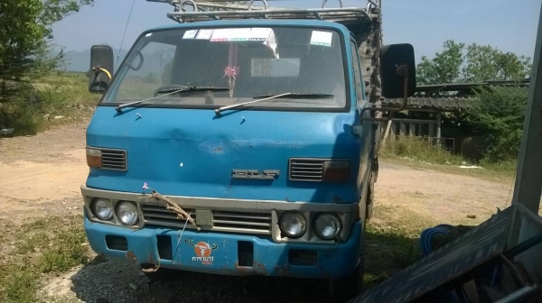 ขาย4ล้อelf  75  แรงม้า 86000 บาท