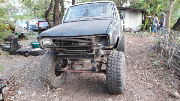 ขายมาสด้า ช่วงล่างคาริเบี้ยน  ขับ 4  ทะเบียนครบ