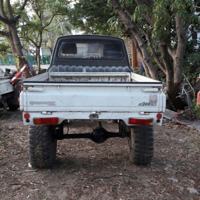 ขายมาสด้า ช่วงล่างคาริเบี้ยน  ขับ 4  ทะเบียนครบ