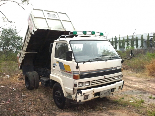 ขายด่วน รถ 6 ล้อ ดั้ม ISUZU 175 แรงม้า , สภาพพร้อมใช้งาน