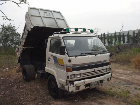 ขายด่วน รถ 6 ล้อ ดั้ม ISUZU 175 แรงม้า , สภาพพร้อมใช้งาน