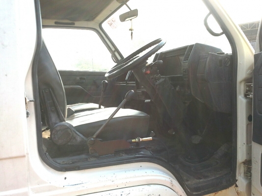 ขายด่วน รถ 6 ล้อ ดั้ม ISUZU 175 แรงม้า , สภาพพร้อมใช้งาน